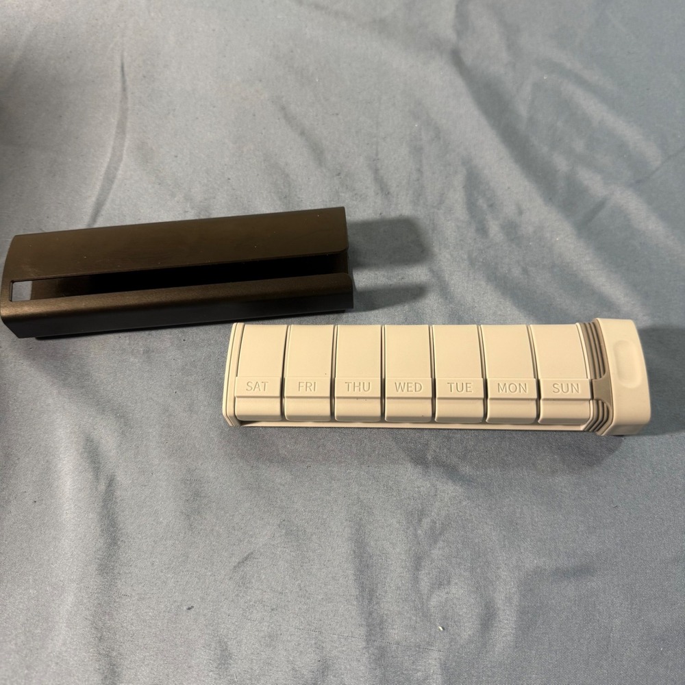 Black Weekly Pill Organizer Case with 7 Detachable Day Compartments - Picture 2 of 4